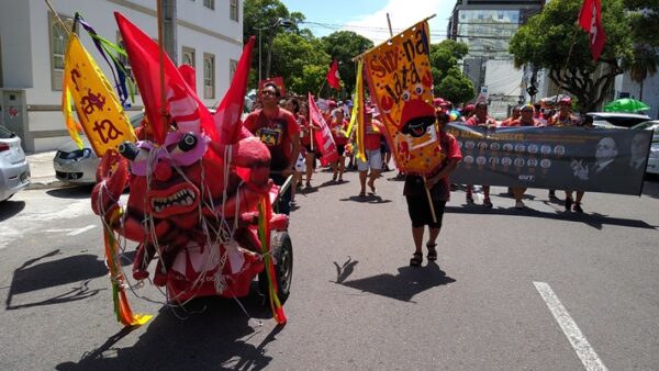 Siri Na Lata Percorreu Ruas De Aracaju As Pautas Dos Trabalhadores